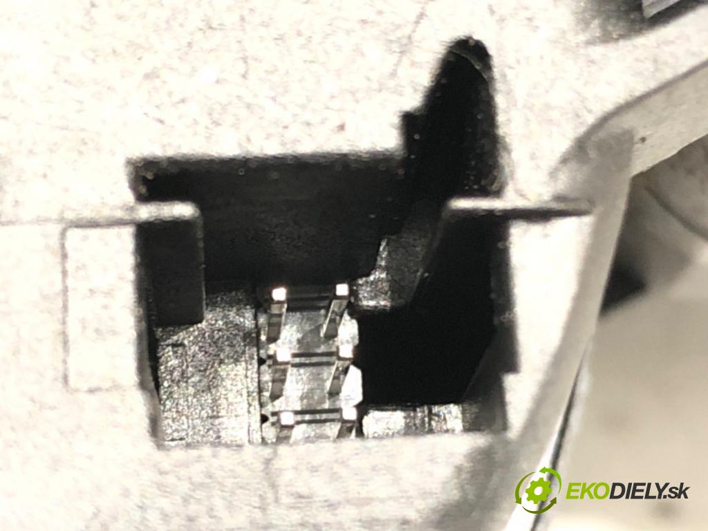 CITROEN C2 (JM_) 2003 - 2017    1.4 HDi 50 kW [68 KM] olej napędowy 2003 - 2009  Kulisa 9680340680 (Rýchlostné páky / kulisy)