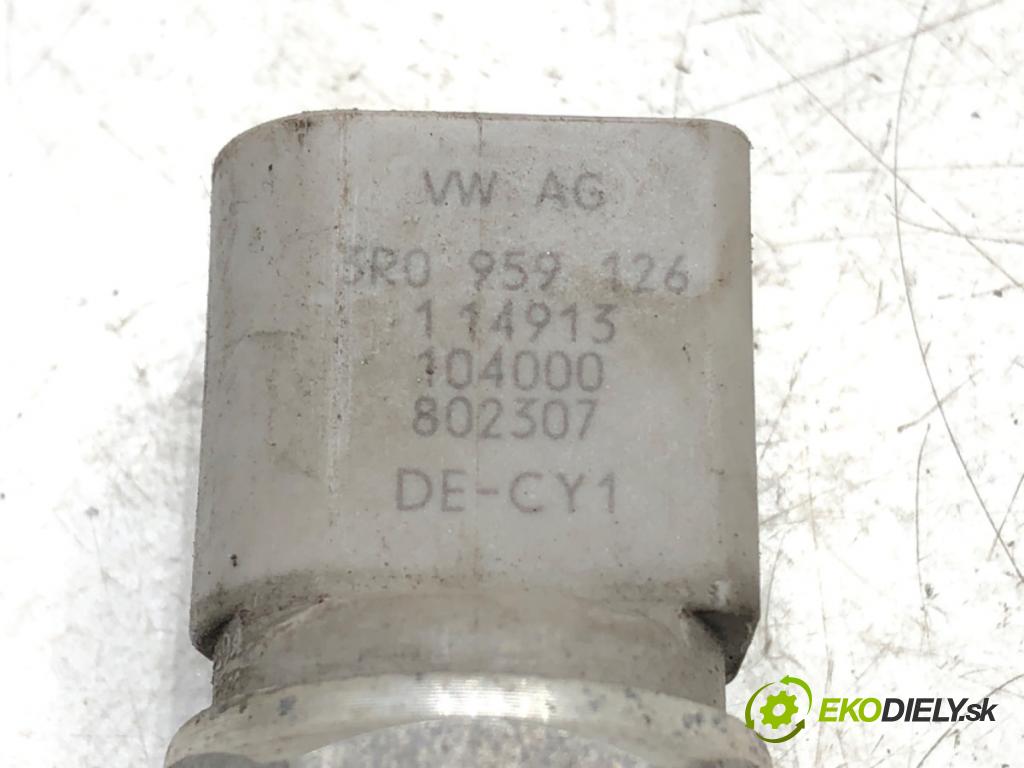 AUDI A4 B6 (8E2) 2000 - 2005    1.9 TDI 74 kW [101 KM] olej napędowy 2001 - 2004  snímač klimatizace 3R0959126 (Snímače)
