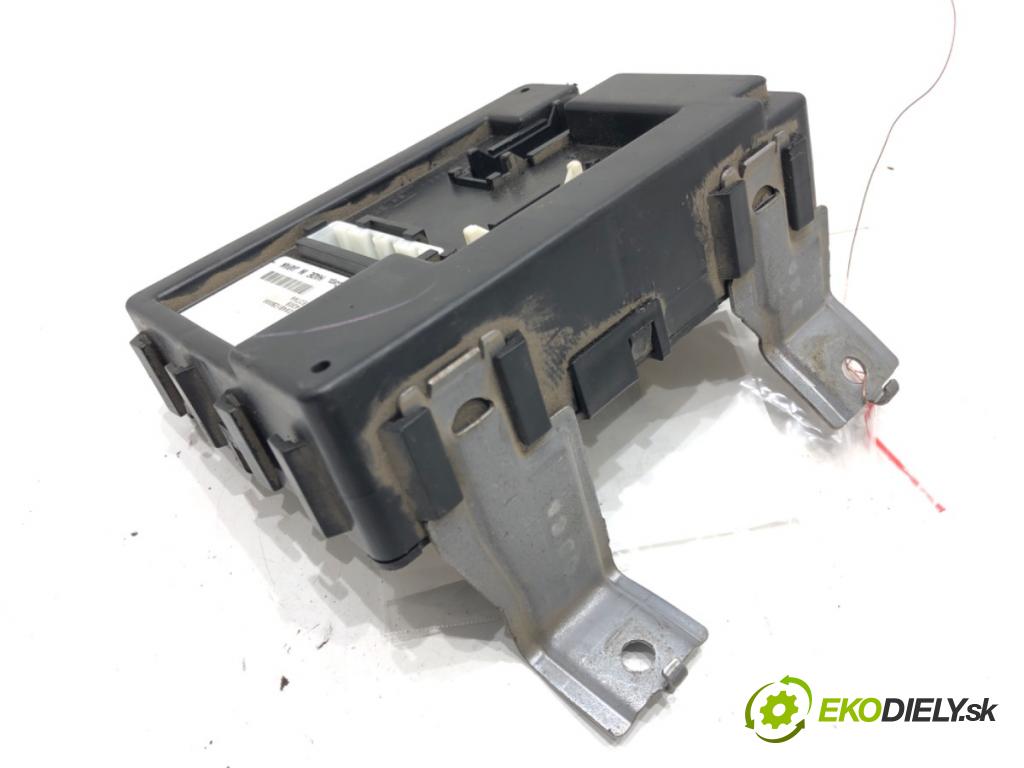 NISSAN ALTIMA (L31) 2001 - 2007    2.5 130 kW [177 KM] benzyna 2001 - 2006  Modul BCM 284B1ZB000 (Ostatné)