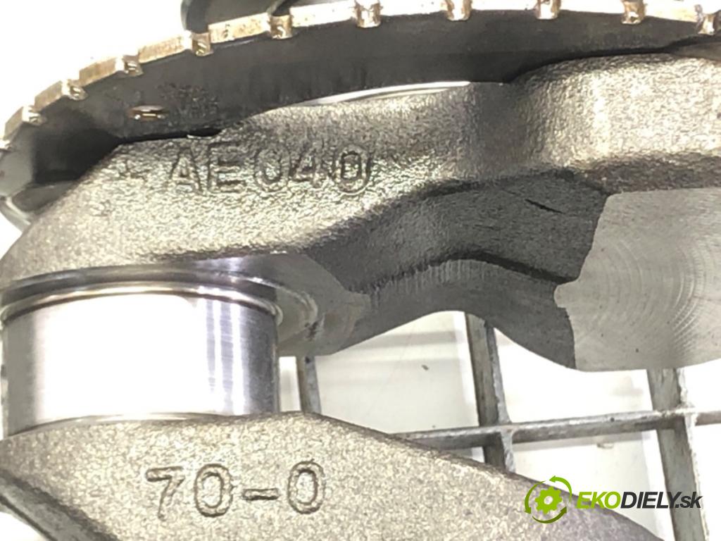 NISSAN ALTIMA (L31) 2001 - 2007    2.5 130 kW [177 KM] benzyna 2001 - 2006  Kardaň, hriadeľ KLIKA: QR25DE (Ostatné)