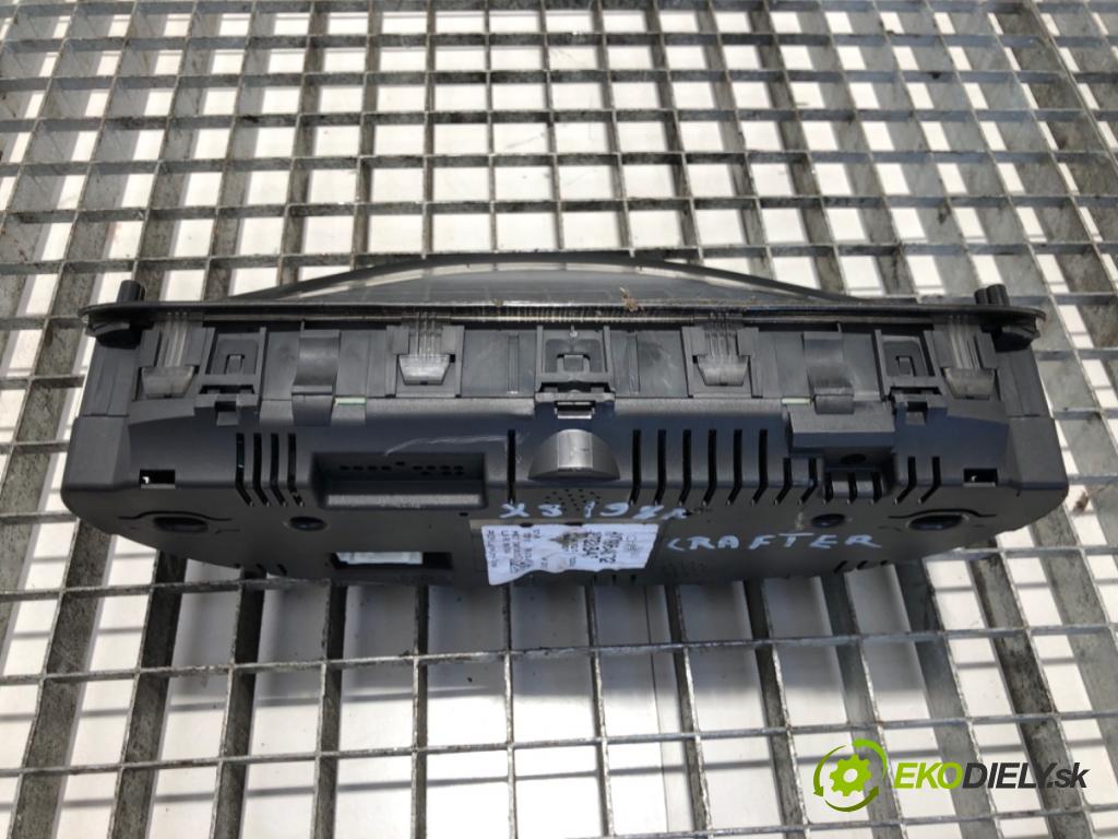 VW CRAFTER 30-35 Autobus (2E_) 2006 - 2016    2.5 TDI 80 kW [109 KM] olej napędowy 2006 - 2013  Prístrojovka 9064467921 2E0920841S (Prístrojové dosky, displeje)