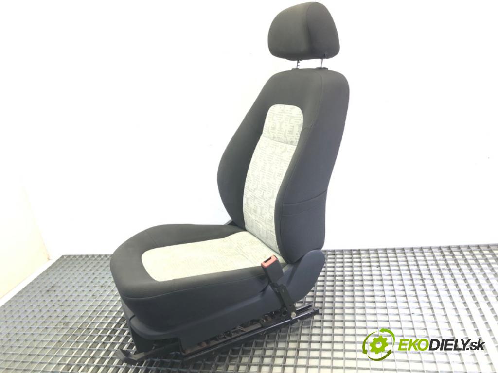 SKODA FABIA I Combi (6Y5) 2000 - 2007    1.4 16V 74 kW [100 KM] benzyna 2000 - 2007  Sedadlo pravy vyhrievané