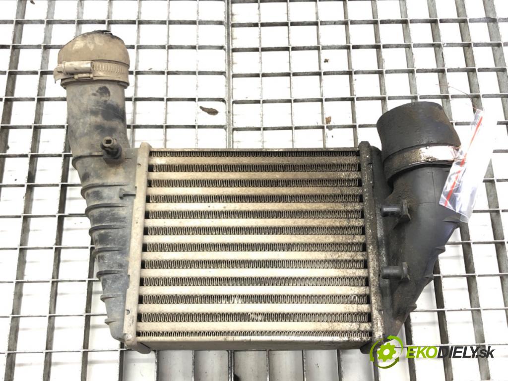 VW PASSAT B5.5 Variant (3B6) 2000 - 2005    2.5 TDI 110 kW [150 KM] olej napędowy 2000 - 2005  intercooler  (Chladiče nasávaného vzduchu (intercoolery))