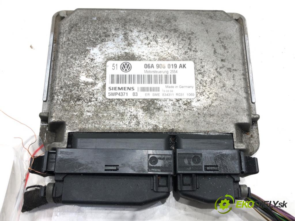 VW BORA I (1J2) 1998 - 2013    1.6 74 kW [101 KM] benzyna 1998 - 2005  riadiaca jednotka Motor 06A906019AK (Riadiace jednotky)