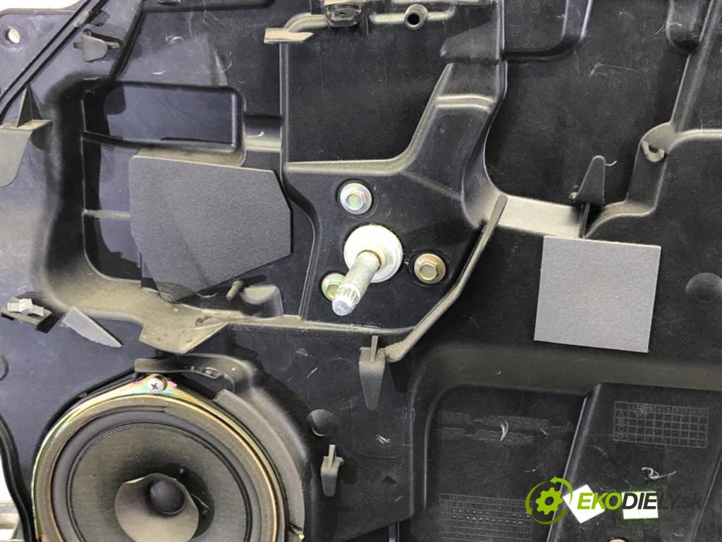 MAZDA 2 (DY) 2003 - 2007    1.2 (DY3W) 55 kW [75 KM] benzyna 2003 - 2007  mechanismus okna pravý přední část 3M71-A045H16-A