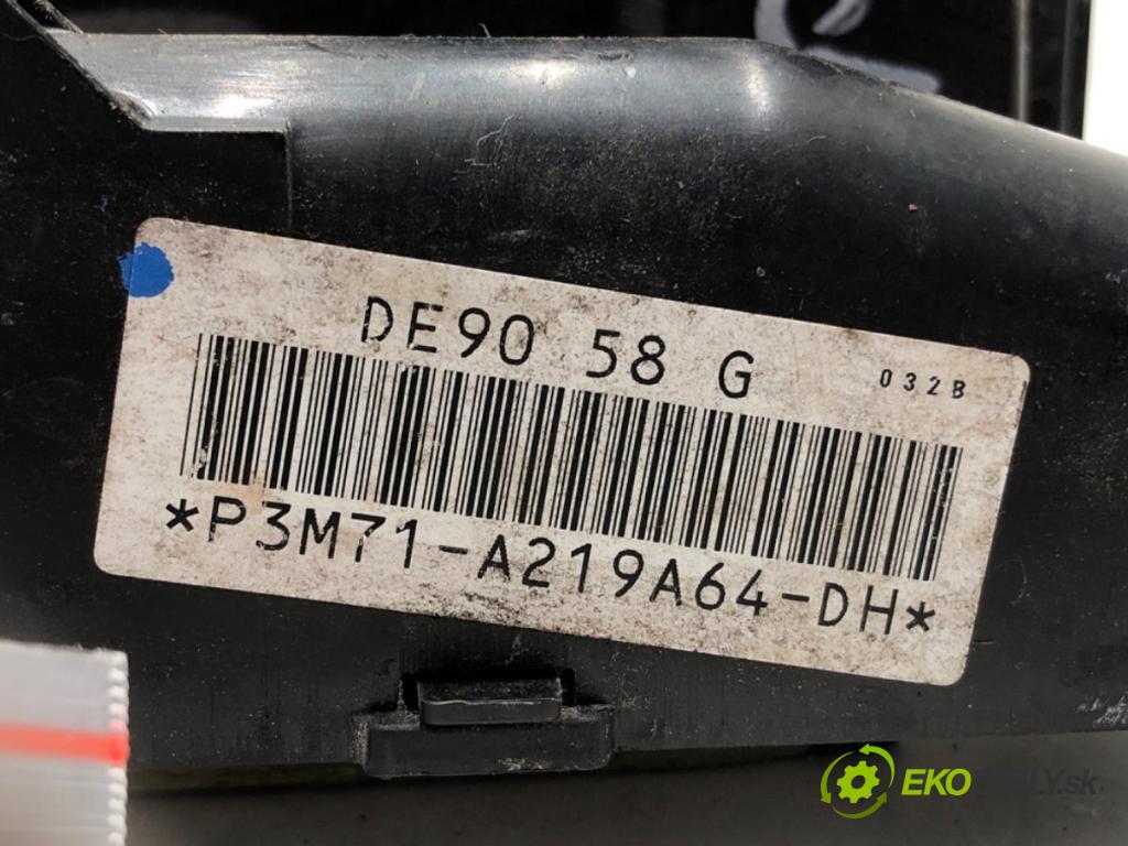 MAZDA 2 (DY) 2003 - 2007    1.2 (DY3W) 55 kW [75 KM] benzyna 2003 - 2007  zámok dveře pravý přední část P3M71-A219A64-DH