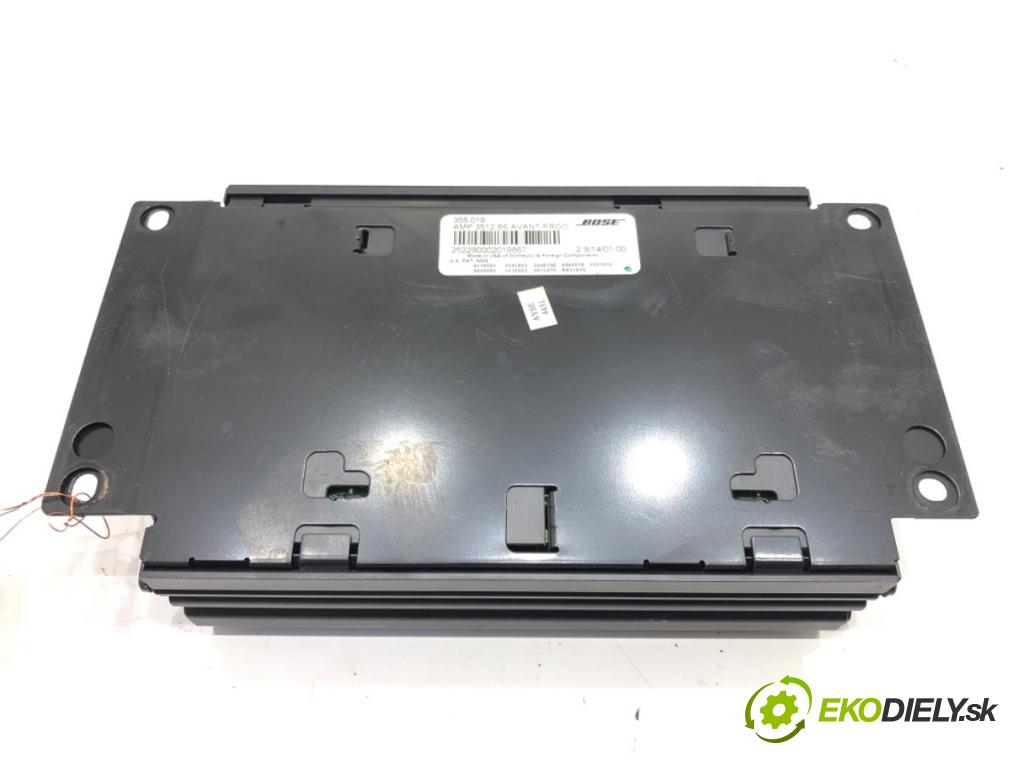 AUDI A4 B6 Avant (8E5) 2000 - 2005    3.0 quattro 162 kW [220 KM] benzyna 2001 - 2004  Zosilňovač 355019 (Zosilňovače)