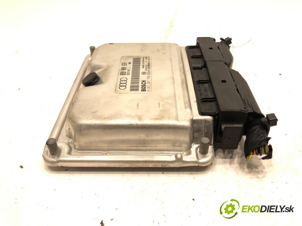 AUDI A4 B6 Avant (8E5) 2000 - 2005    3.0 quattro 162 kW [220 KM] benzyna 2001 - 2004  riadiaca jednotka Motor 0261207596 (Riadiace jednotky)