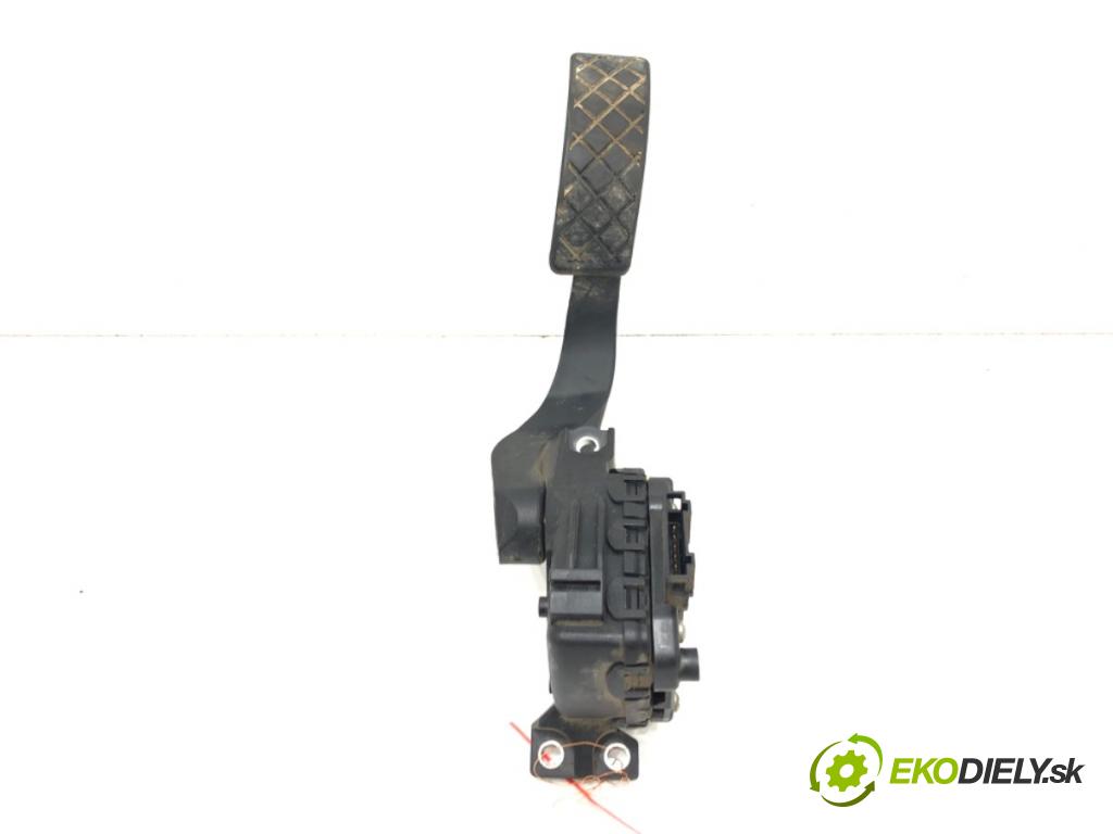 AUDI A4 B6 Avant (8E5) 2000 - 2005    3.0 quattro 162 kW [220 KM] benzyna 2001 - 2004  Potenciometer plynu 8E1723523C (Pedále)