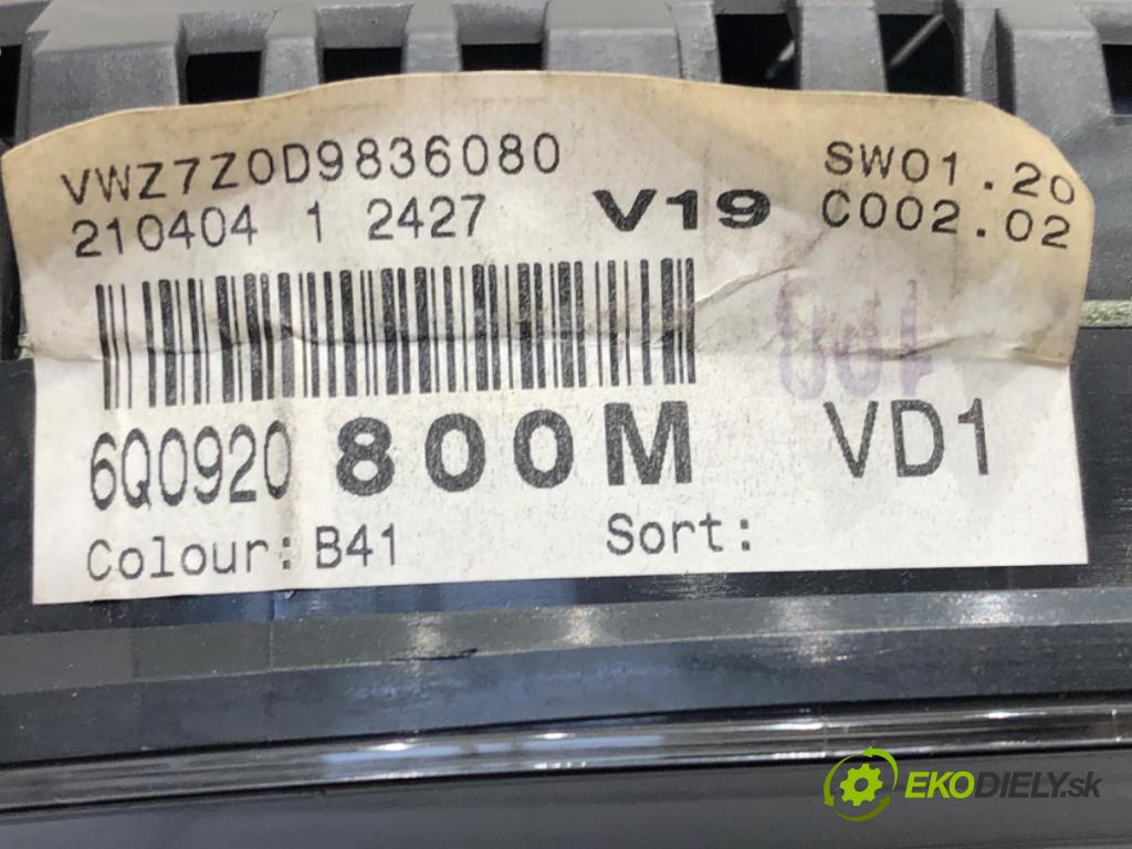 VW POLO (9N_, 9A_) 2001 - 2014    1.4 TDI 55 kW [75 KM] olej napędowy 2001 - 2005  Prístrojovka 6Q0920800M (Prístrojové dosky, displeje)