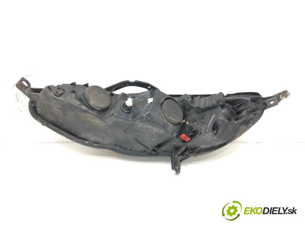 PEUGEOT 407 SW (6E_) 2004 - 2011    2.0 HDi 135 100 kW [136 KM] olej napędowy 2004 - 2010  Svetlomet pravy predný 0301213202