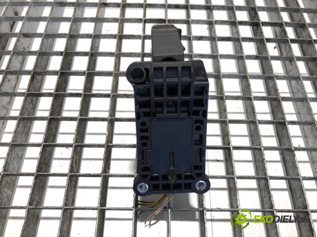 VW CRAFTER 30-35 Autobus (2E_) 2006 - 2016    2.5 TDI 80 kW [109 KM] olej napędowy 2006 - 2013  Potenciometer plynu 0280755023 (Pedále)