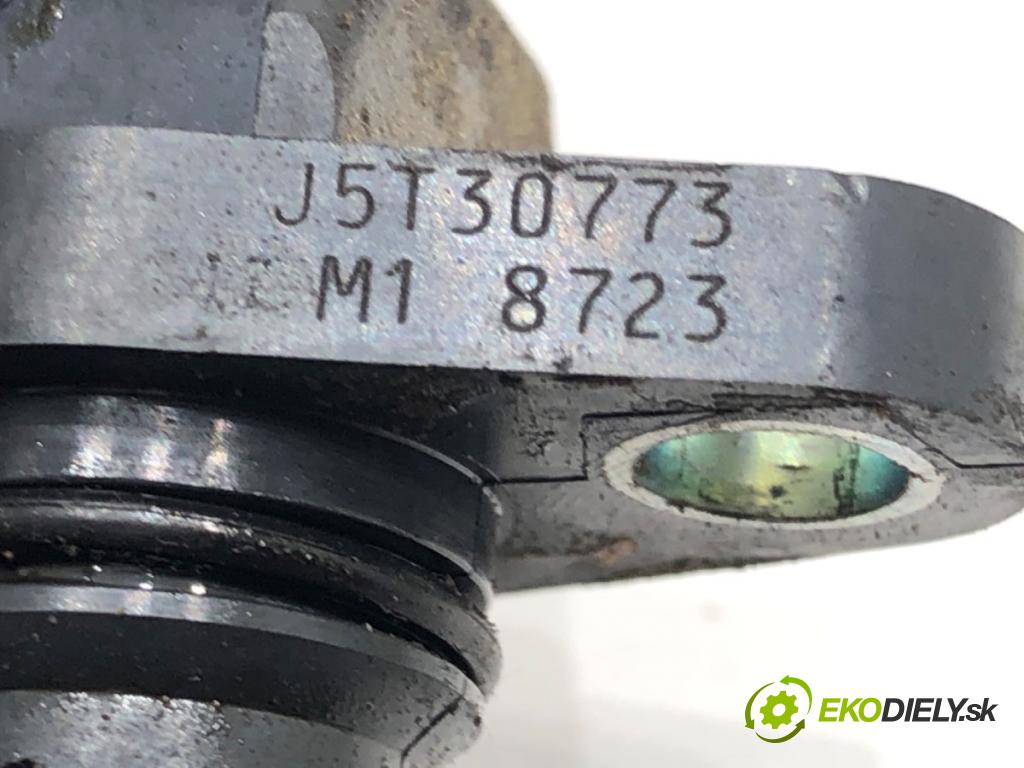 SUZUKI IGNIS I (FH) 2000 - 2005    1.5 (HV81, RG415) 83 kW [113 KM] benzyna 2003 - 2005  snímač pozice vačkového hřídele J5T30773 (Snímače polohy kliky, vačky)