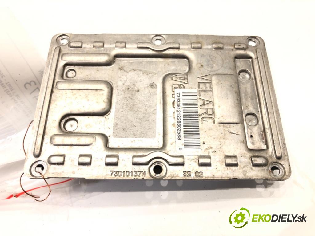 CITROEN C5 I Break (DE_) 2001 - 2004    2.2 HDi (DE4HXB, DE4HXE) 98 kW [133 KM] olej napędowy 2001 - 2004  Menič XENON 73010137M (Riadiace jednotky xenónu)