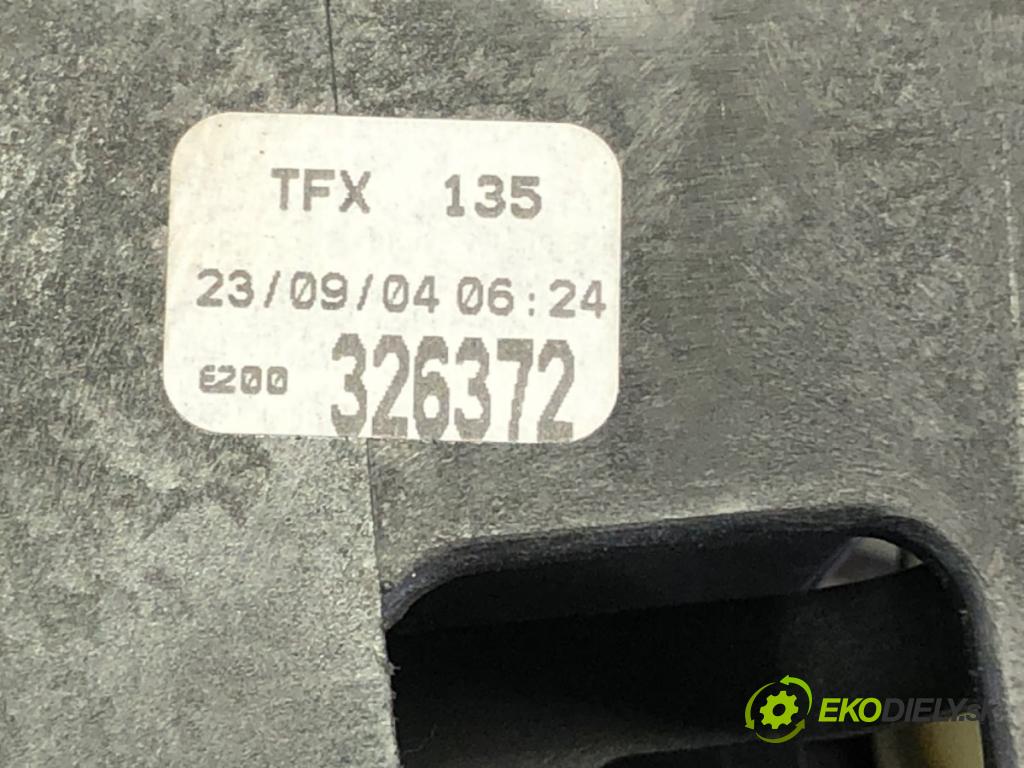 RENAULT SCÉNIC II (JM0/1_) 2003 - 2010    1.5 dCi (JM0F) 60 kW [82 KM] olej napędowy 2003 - 2006  Kulisa 8200326372 (Rýchlostné páky / kulisy)