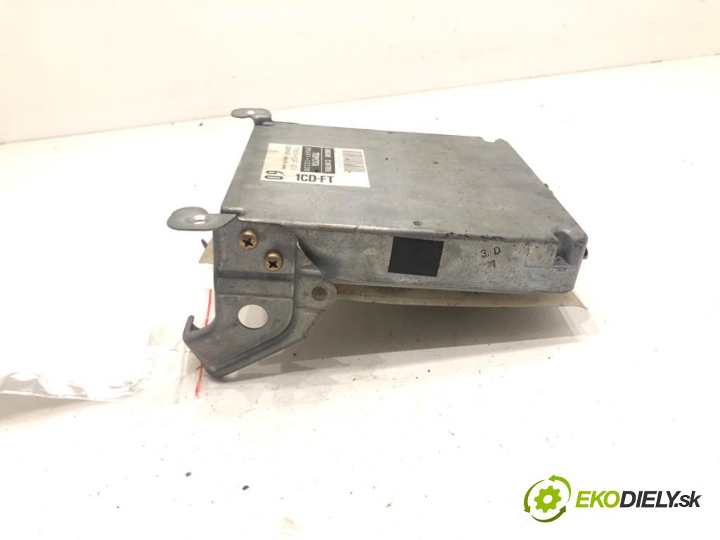 TOYOTA COROLLA (_E12_) 2001 - 2007    2.0 D-4D (CDE120_) 66 kW [90 KM] olej napędowy 2002 - 2006  riadiaca jednotka Motor 89661-13230 (Riadiace jednotky)