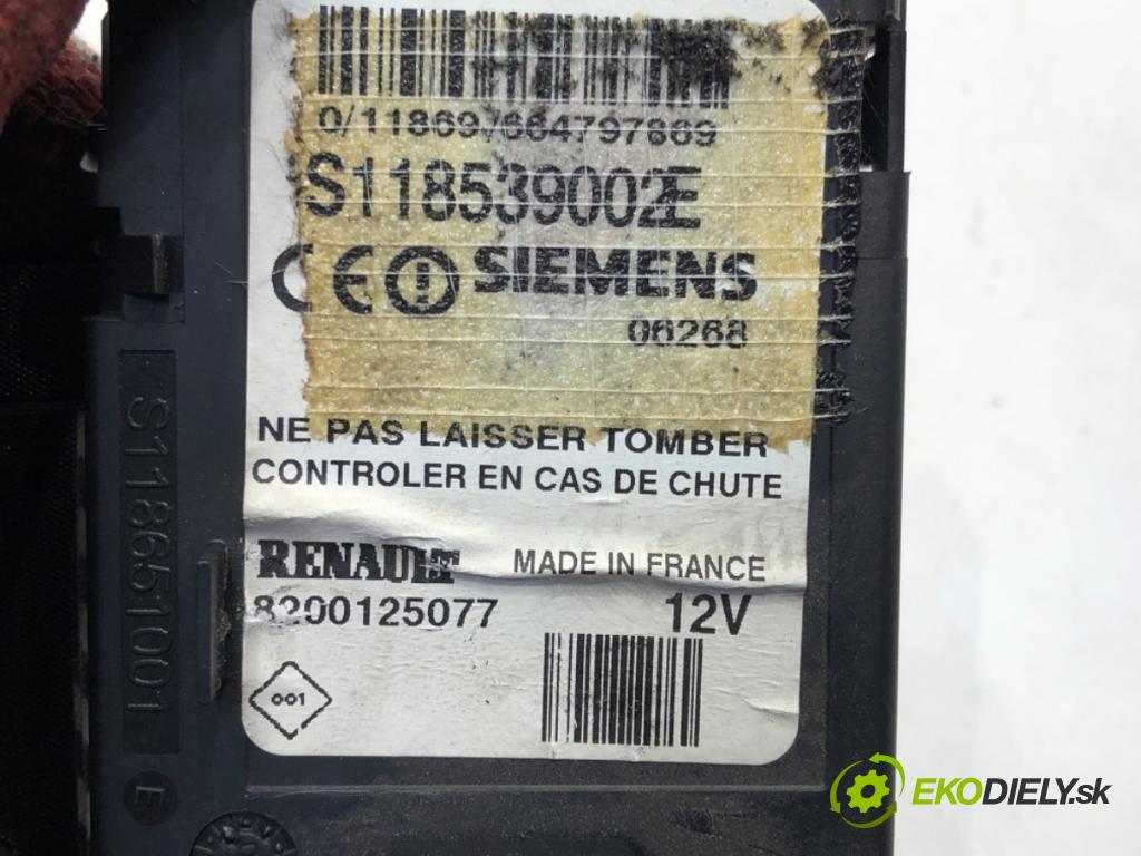 RENAULT MEGANE II (BM0/1_, CM0/1_) 2001 - 2012    1.5 dCi (BM1E, CM1E) 78 kW [106 KM] olej napędowy 2005 - 2008  spínačka 8200125077 (Spínací skříňky a klíče)