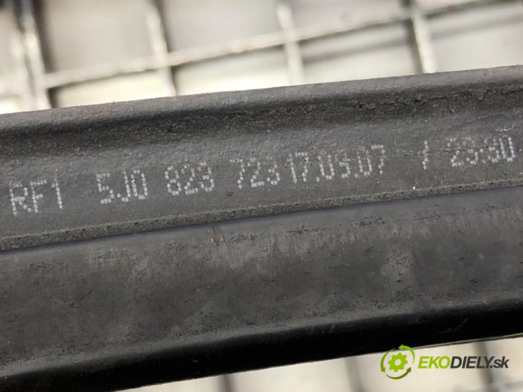 SKODA FABIA II (542) 2006 - 2014    1.4 TDI 59 kW [80 KM] olej napędowy 2007 - 2010  Torpédo, plast pod čelné okno 5J1819415D (Torpéda)