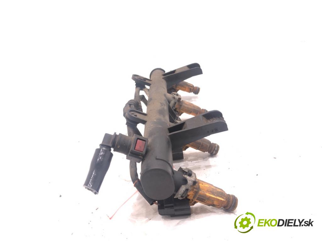 FIAT FIORINO nadwozie wielkoprzestrzenne (MPV) (225_) 2007 - 2022    1.4 (225BXA1A) 54 kW [73 KM] benzyna 2007 - 2022  Lišta vstrekovacia 9655833580 (Vstrekovacie lišty)