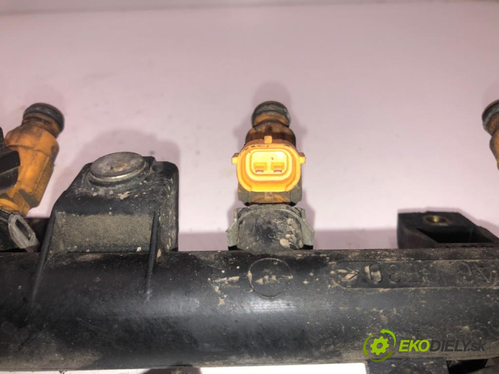 FIAT FIORINO nadwozie wielkoprzestrzenne (MPV) (225_) 2007 - 2022    1.4 (225BXA1A) 54 kW [73 KM] benzyna 2007 - 2022  Lišta vstrekovacia 9655833580 (Vstrekovacie lišty)