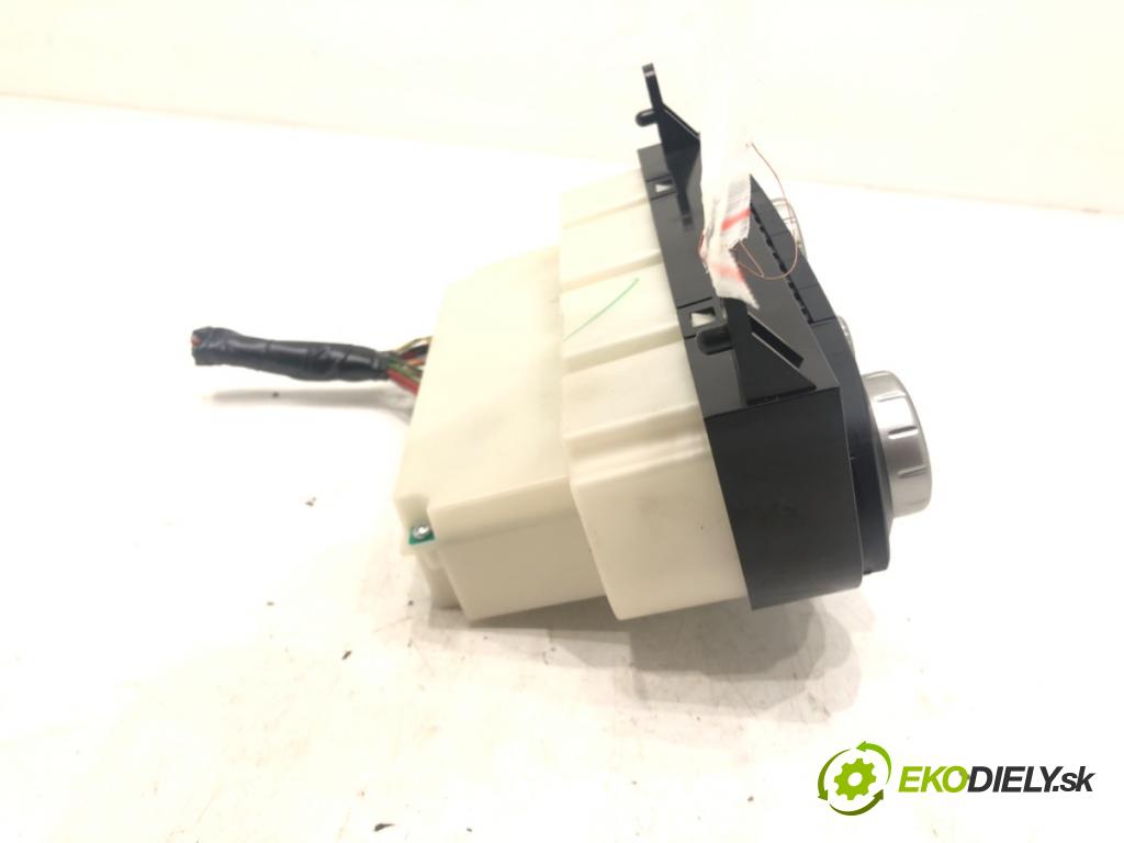 NISSAN QASHQAI / QASHQAI +2 I (J10, NJ10, JJ10E) 2006 - 2014    2.0 104 kW [141 KM] benzyna 2007 - 2013  Panel ovládania kúrenia 27500JD400 (Prepínače, spínače, tlačidlá a ovládače kúrenia)