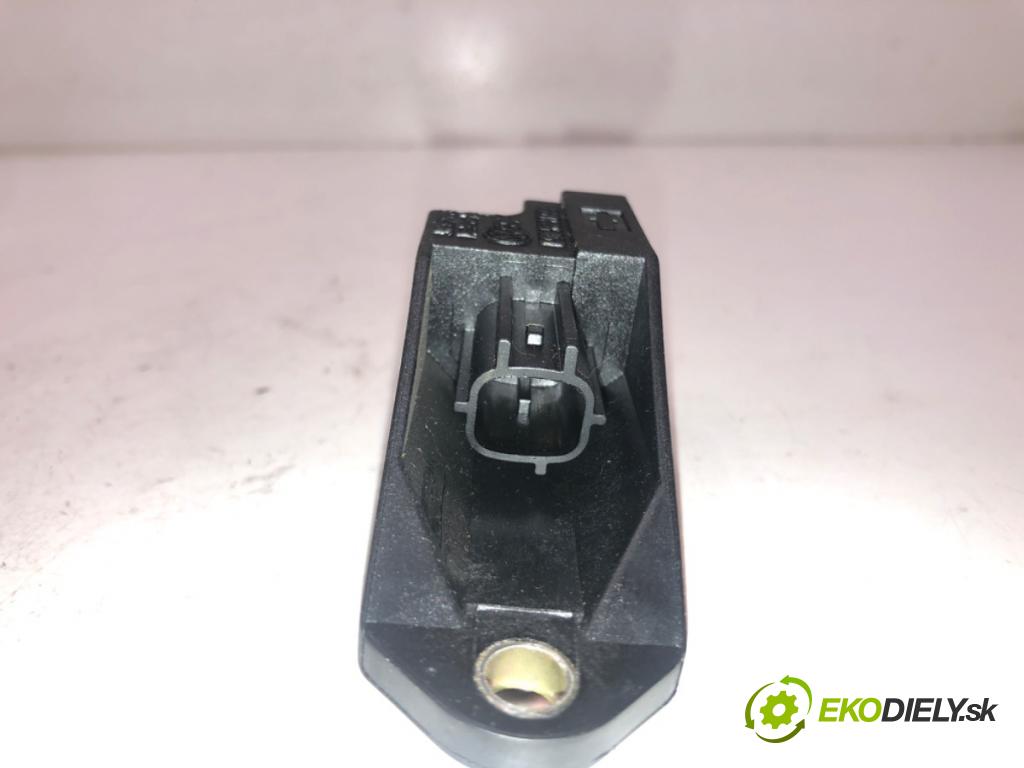 VW POLO (9N_, 9A_) 2001 - 2014    1.4 TDI 51 kW [70 KM] olej napędowy 2005 - 2009  Snímač nárazu 6Q0909606 (Snímače nárazu)
