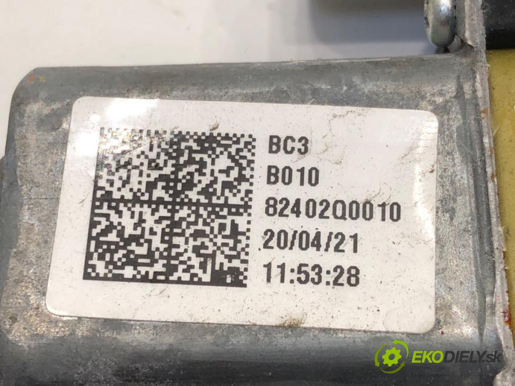 HYUNDAI i20 III (BC3, BI3) 2020 - 2022    1.2 62 kW [84 KM] benzyna 2020 - 2022  mechanismus okna pravý přední část 82402Q0010 82460Q0000