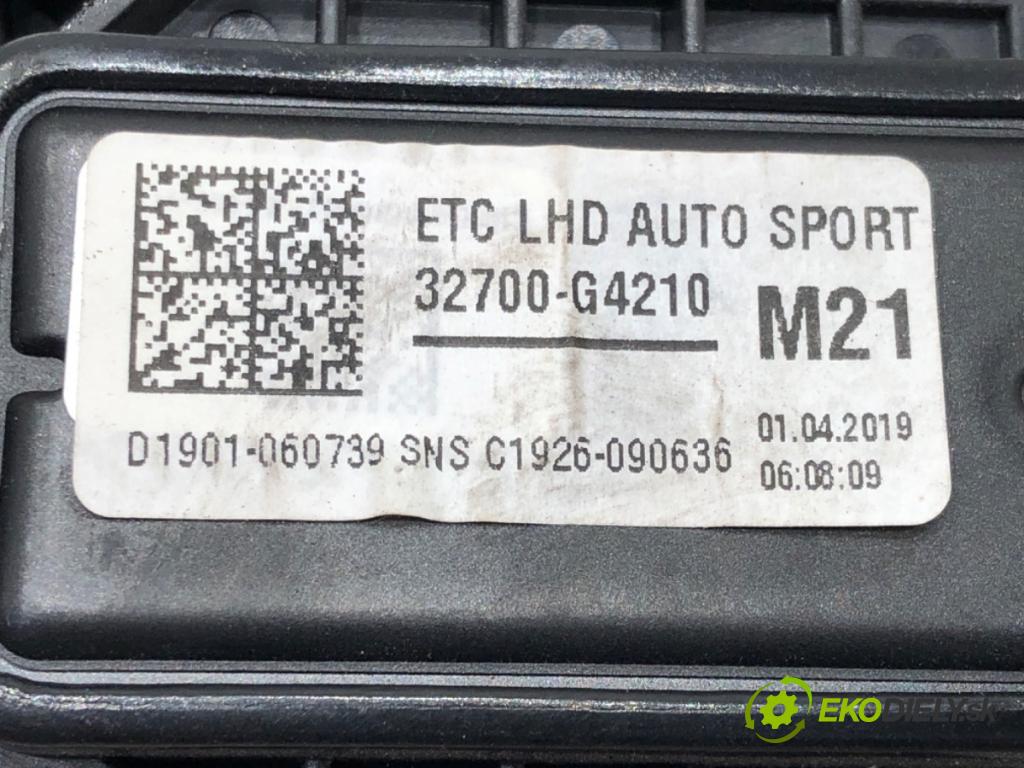 KIA CEED Sportswagon (CD) 2018 - 2022    1.4 T-GDI 103 kW [140 KM] benzyna 2018 - 2022  Potenciometer plynu 32700-G4210 (Pedále)