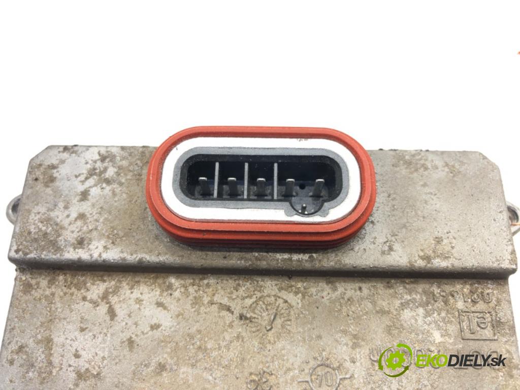 RENAULT SCÉNIC II (JM0/1_) 2003 - 2010    1.9 dCi (JM0G, JM12, JM1G, JM2C) 88 kW [120 KM] olej napędowy 2003 - 2006  Menič XENON 5DV008290-00 (Riadiace jednotky xenónu)