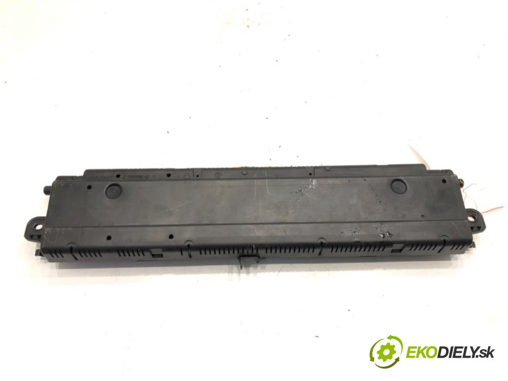 RENAULT SCÉNIC II (JM0/1_) 2003 - 2010    1.9 dCi (JM0G, JM12, JM1G, JM2C) 88 kW [120 KM] olej napędowy 2003 - 2006  Prístrojovka 8200704463A (Prístrojové dosky, displeje)