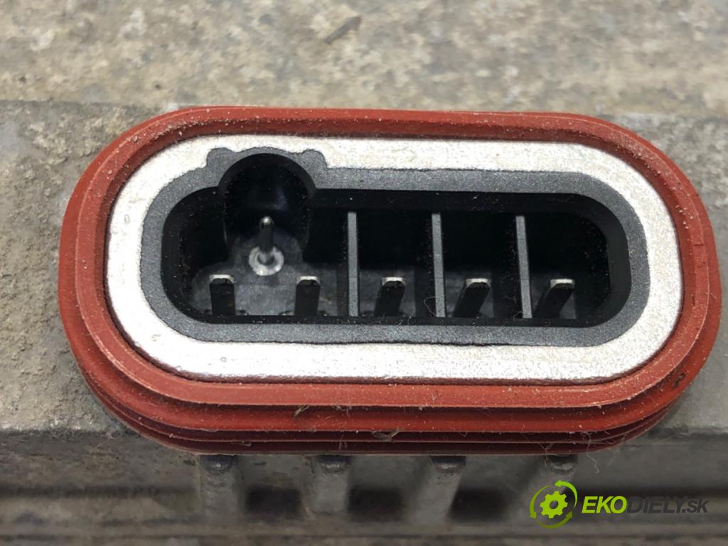 RENAULT SCÉNIC II (JM0/1_) 2003 - 2010    1.9 dCi (JM0G, JM12, JM1G, JM2C) 88 kW [120 KM] olej napędowy 2003 - 2006  Menič XENON 5DV008290-00 (Riadiace jednotky xenónu)