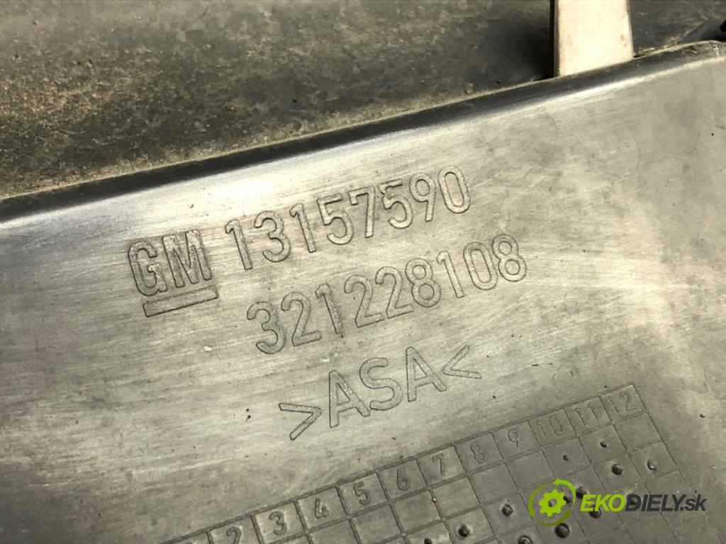 OPEL ZAFIRA B Nadwozie pełne/minivan (A05) 2005 - 2015    1.9 CDTI VAN (M75) 88 kW [120 KM] olej napędowy 2005 - 2015  mřížka maska 13157590 (Mřížky (masky) chladičů)