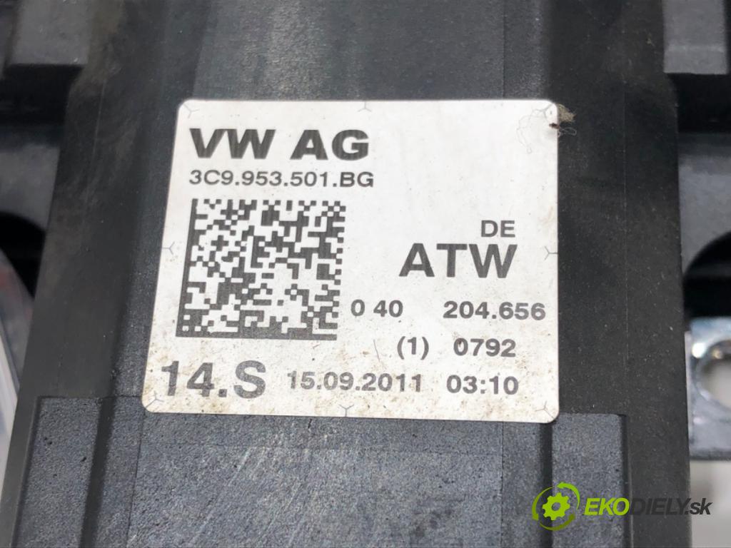 VW PASSAT B7 Variant (365) 2010 - 2015    2.0 TDI 103 kW [140 KM] olej napędowy 2010 - 2014  Prepínač kombinovaný 3C9953501BG (Prepínače, spínače, tlačidlá a ovládače kúrenia)