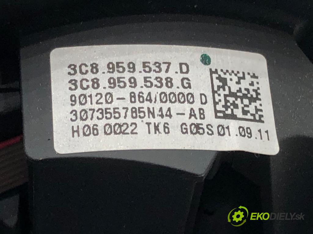 VW PASSAT B7 Variant (365) 2010 - 2015    2.0 TDI 103 kW [140 KM] olej napędowy 2010 - 2014  Volant 3C8959537D (Volanty)