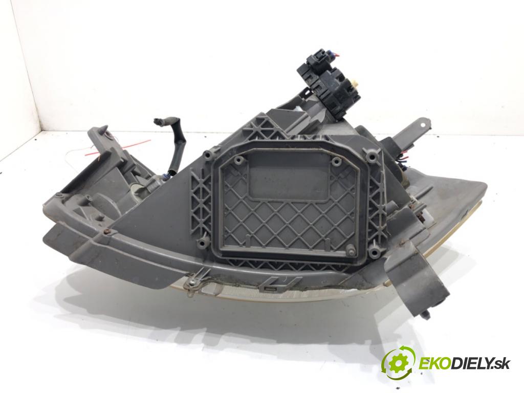 SUBARU JUSTY IV 2007 - 2022    1.0 (M300) 51 kW [69 KM] benzyna 2007 - 2022  Svetlomet pravy predný