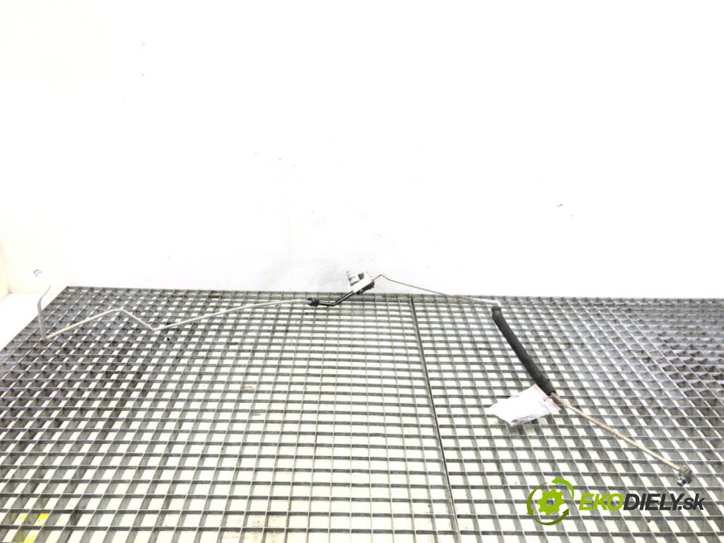 SUBARU JUSTY IV 2007 - 2022    1.0 (M300) 51 kW [69 KM] benzyna 2007 - 2022  rúrka klimatizácie  (Rúrky klimatizácie)