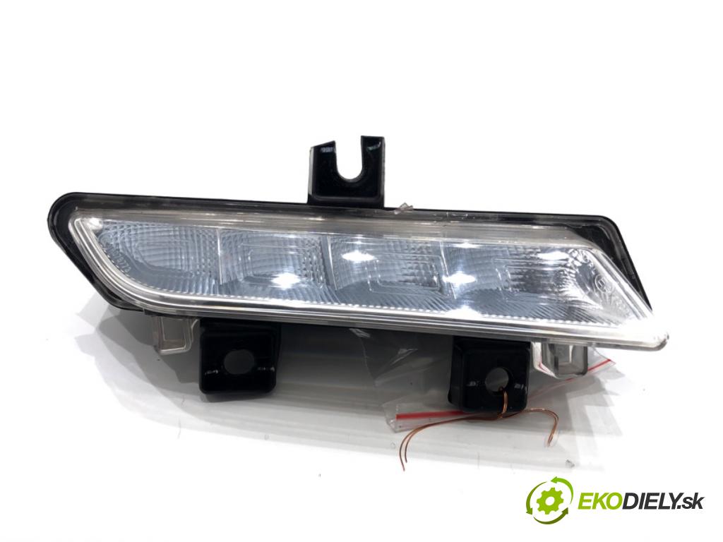 RENAULT CLIO IV (BH_) 2012 - 2022    1.2 16V 54 kW [73 KM] benzyna 2012 - 2022  Svetlo DRL: pravy predný 266003864R