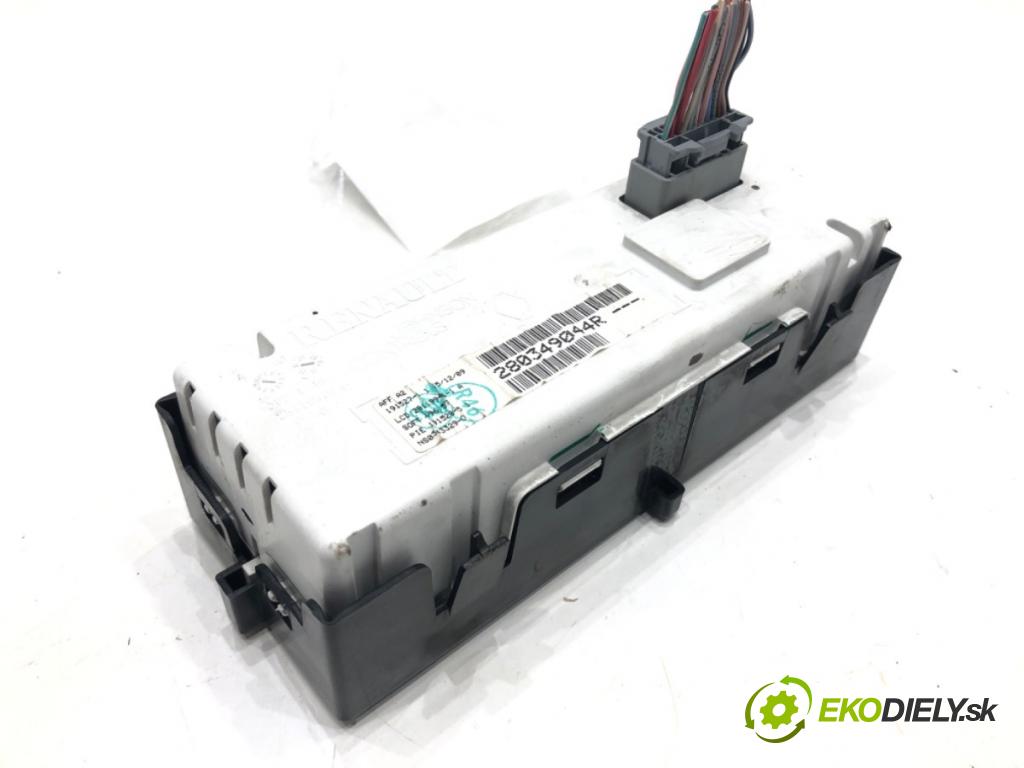 RENAULT MEGANE III liftback (BZ0/1_, B3_) 2008 - 2022    1.6 16V (BZ1B, BZ1H) 81 kW [110 KM] benzyna 2008 - 2022  Dislpej 280349044R (Prístrojové dosky, displeje)