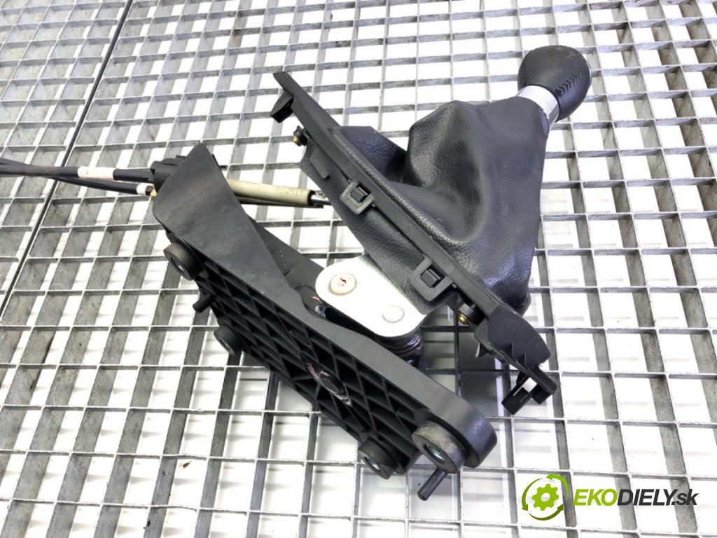 MAZDA 3 (BK) 2003 - 2009    1.6 DI Turbo 80 kW [109 KM] olej napędowy 2004 - 2009  Kulisa  (Rýchlostné páky / kulisy)