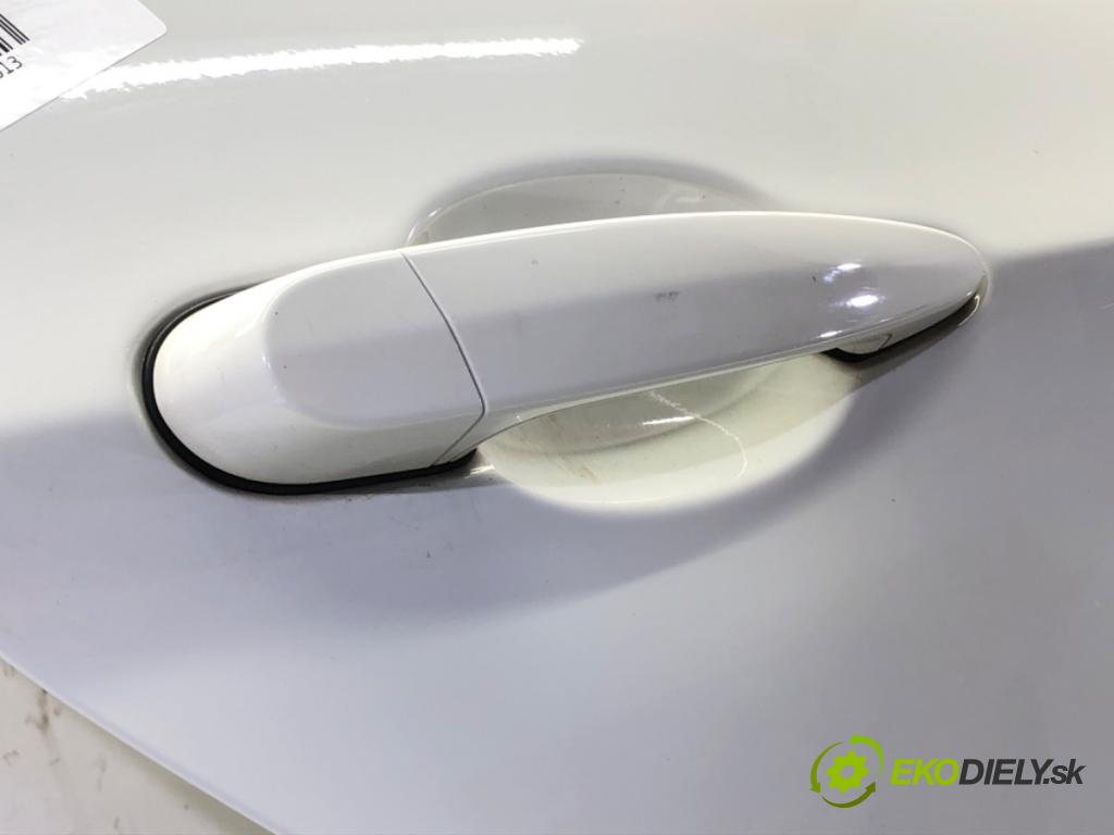 BMW E91 Kombi 2011 105 kW 318 d 1995 dveře pravý zadní část