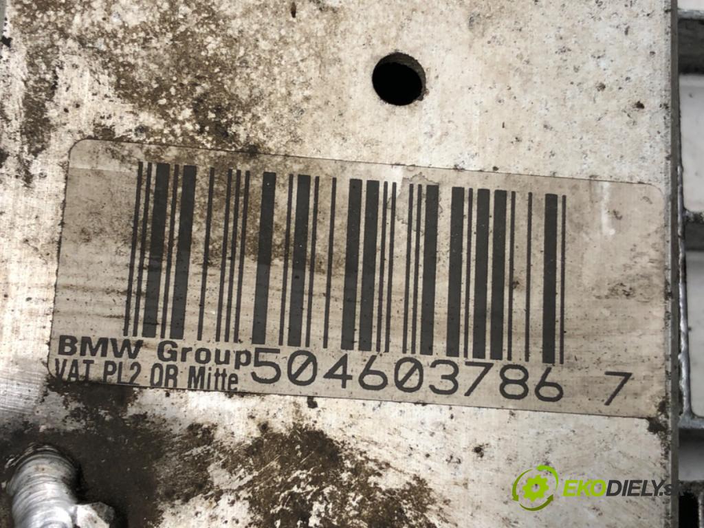 BMW 3 Touring (E91) 2004 - 2012    318 d 105 kW [143 KM] olej napędowy 2007 - 2012  výztuha pod motor  (Výztuhy přední)