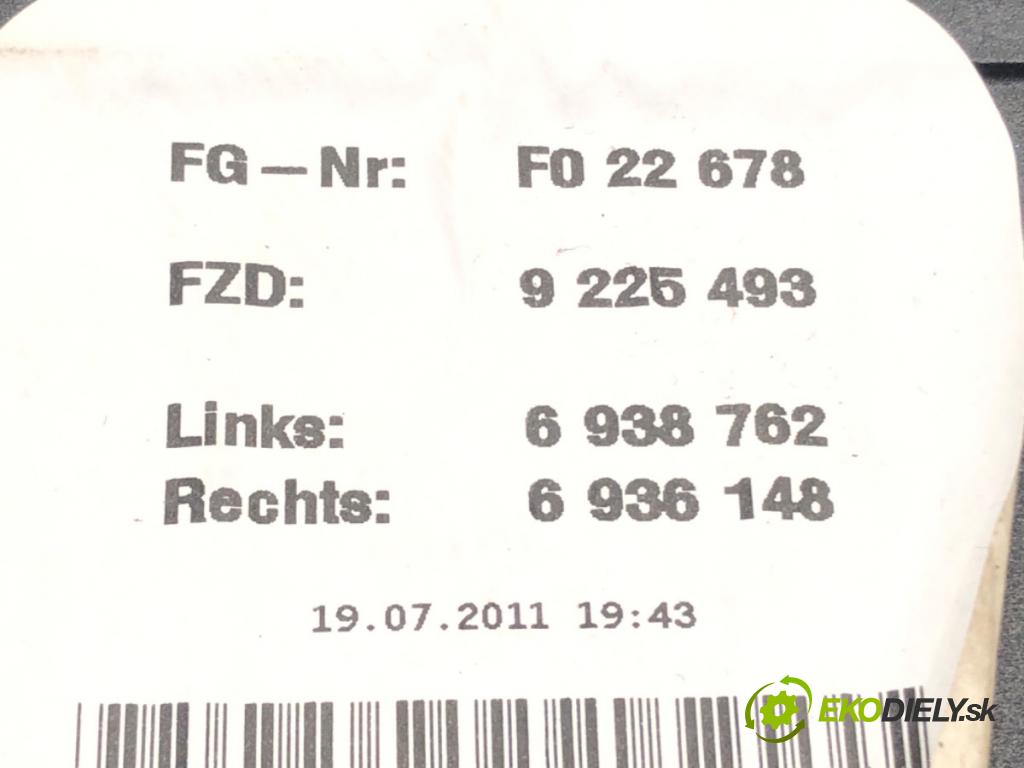 BMW 3 Touring (E91) 2004 - 2012    318 d 105 kW [143 KM] olej napędowy 2007 - 2012  světlo stropní 9225493 (Osvětlení interiéru)