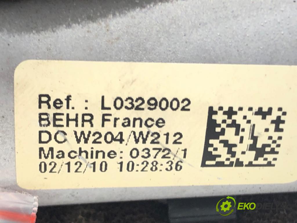 MERCEDES-BENZ KLASA C (W204) 2007 - 2015    C 200 CDI (204.001) 100 kW [136 KM] olej napędowy 2009 - 2014  topné těleso radiátor topení L0329002 (Radiátory topení)