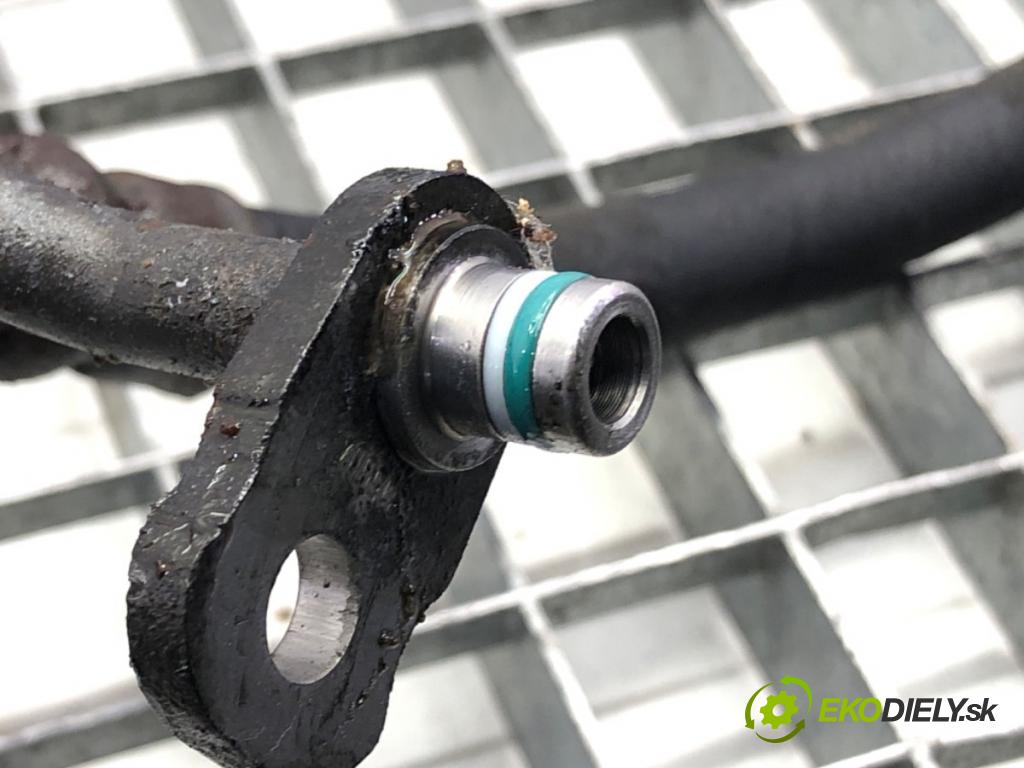 MERCEDES-BENZ KLASA C (W204) 2007 - 2015    C 200 CDI (204.001) 100 kW [136 KM] olej napędowy 2009 - 2014  hadica servočerpadlo A2044604424 (Rúrky, hadice servočerpadla)