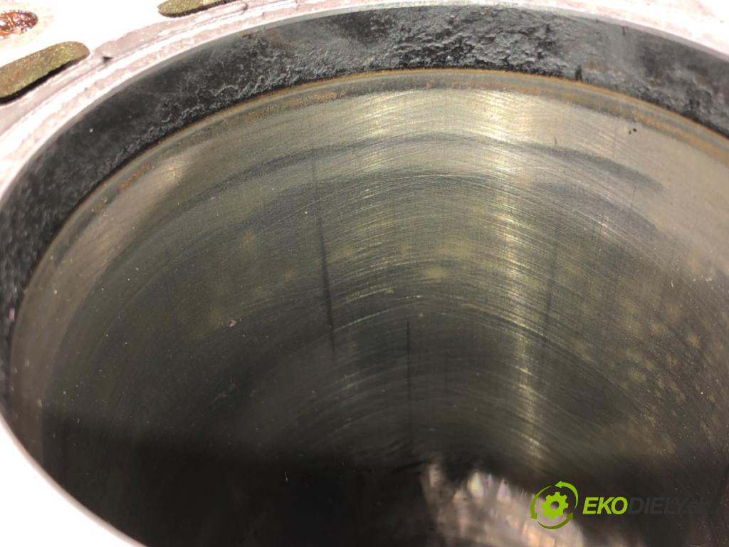 MERCEDES-BENZ KLASA C (W204) 2007 - 2015    C 200 CDI (204.001) 100 kW [136 KM] olej napędowy 2009 - 2014  blok Motor R6510110801 (Blok motora)