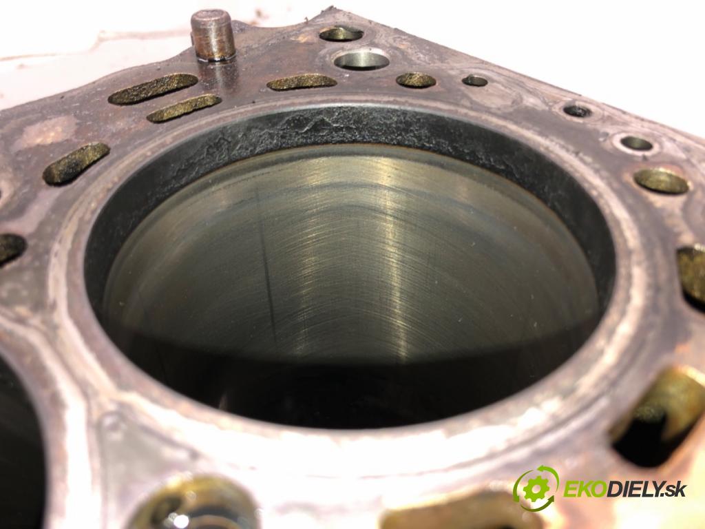 MERCEDES-BENZ KLASA C (W204) 2007 - 2015    C 200 CDI (204.001) 100 kW [136 KM] olej napędowy 2009 - 2014  blok Motor R6510110801 (Blok motora)