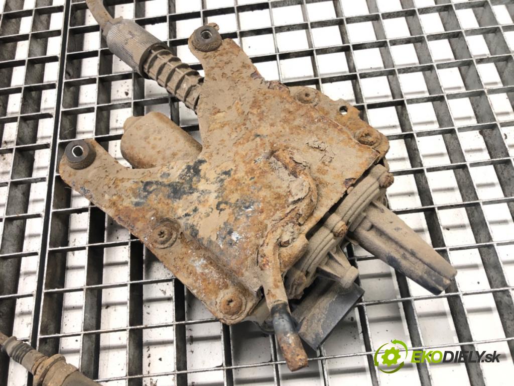 OPEL ASTRA J (P10) 2009 - 2015    1.6 Turbo (68) 132 kW [180 KM] benzyna 2009 - 2015  Mechanizmus brzdy ručnej brzdy 13365044 (Ručné brzdy)