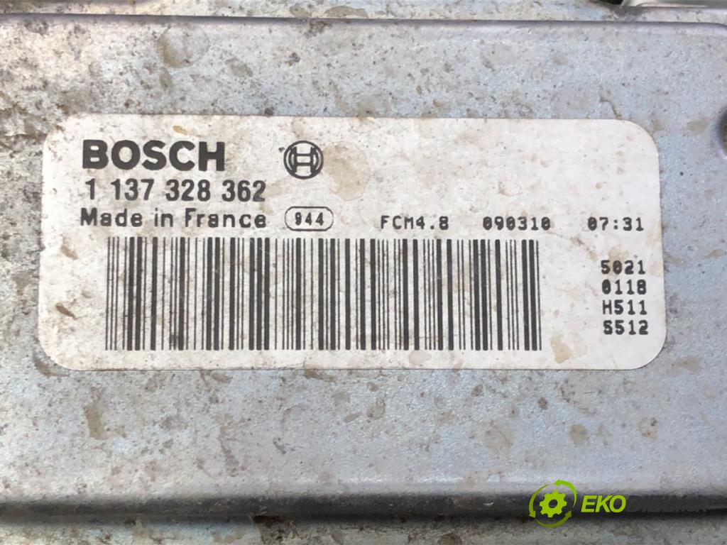 VW TOUAREG (7LA, 7L6, 7L7) 2002 - 2013    3.0 V6 TDI 165 kW [225 KM] olej napędowy 2004 - 2010  Ventilátor klimatizácie 7L0959455F 1137328362 (Ventilátory chladičov klimatizácie)