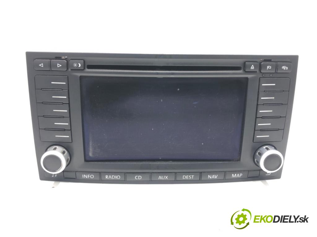 VW TOUAREG (7LA, 7L6, 7L7) 2002 - 2013    3.0 V6 TDI 165 kW [225 KM] olej napędowy 2004 - 2010  RADIO mavigace 7L6035191R (Audio zařízení)