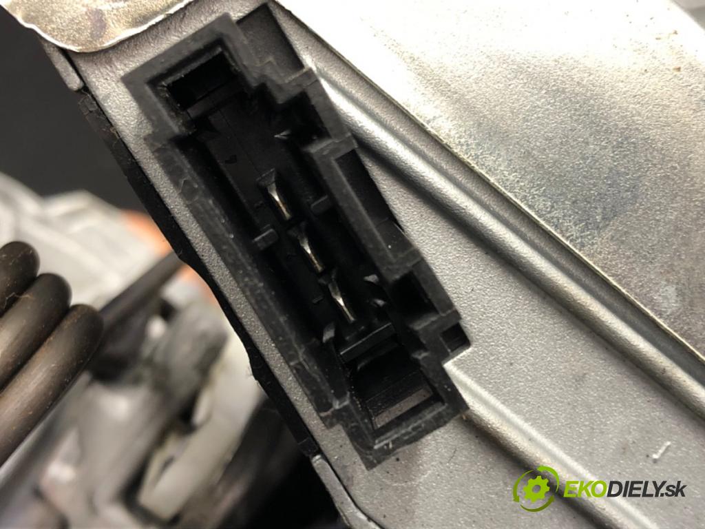 VW TOUAREG (7LA, 7L6, 7L7) 2002 - 2013    3.0 V6 TDI 165 kW [225 KM] olej napędowy 2004 - 2010  Hriadeľ, tyč volantu 4E0905852E (Tyče riadenia (volantu))